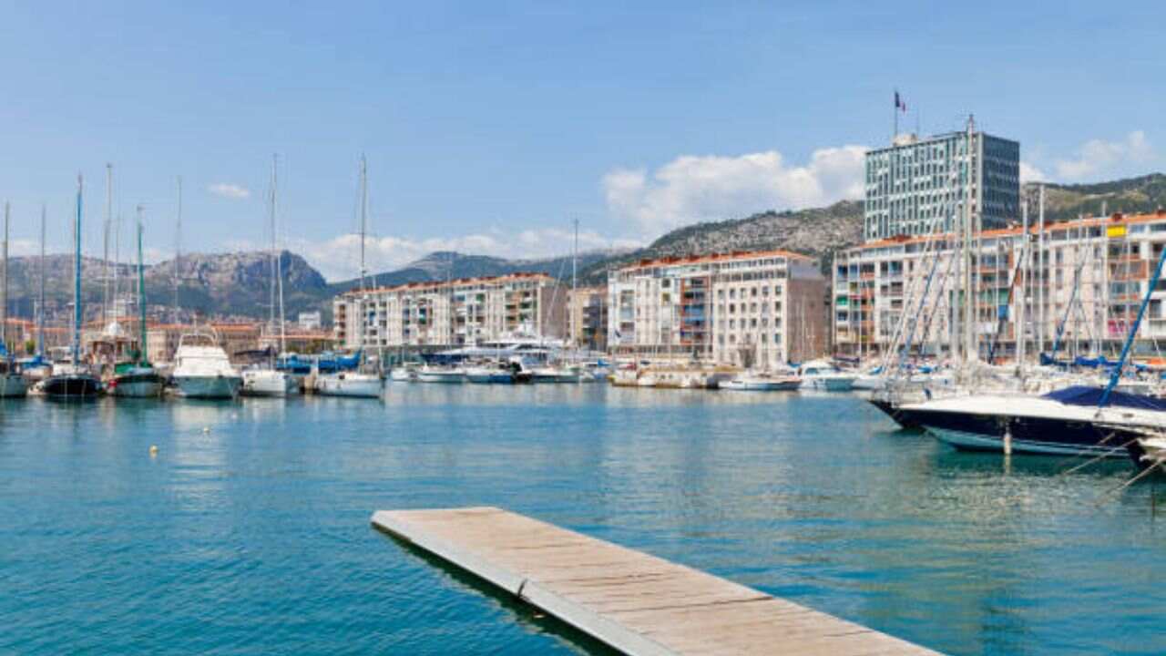 Ryanair Toulon Office in France