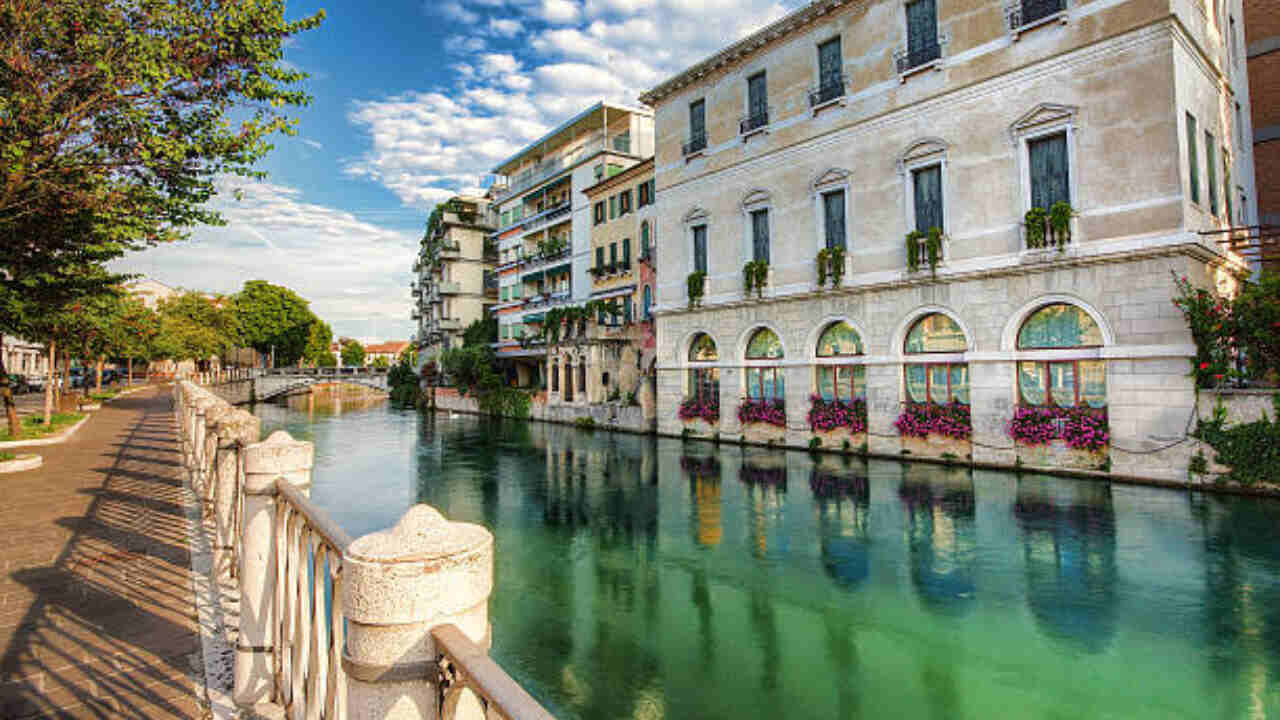 Wizz Air Treviso Office in Italy