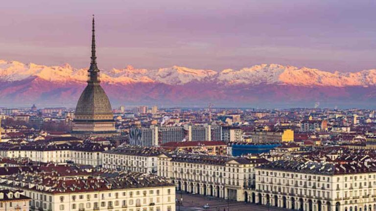 Turkish Airlines Turin Office in Italy