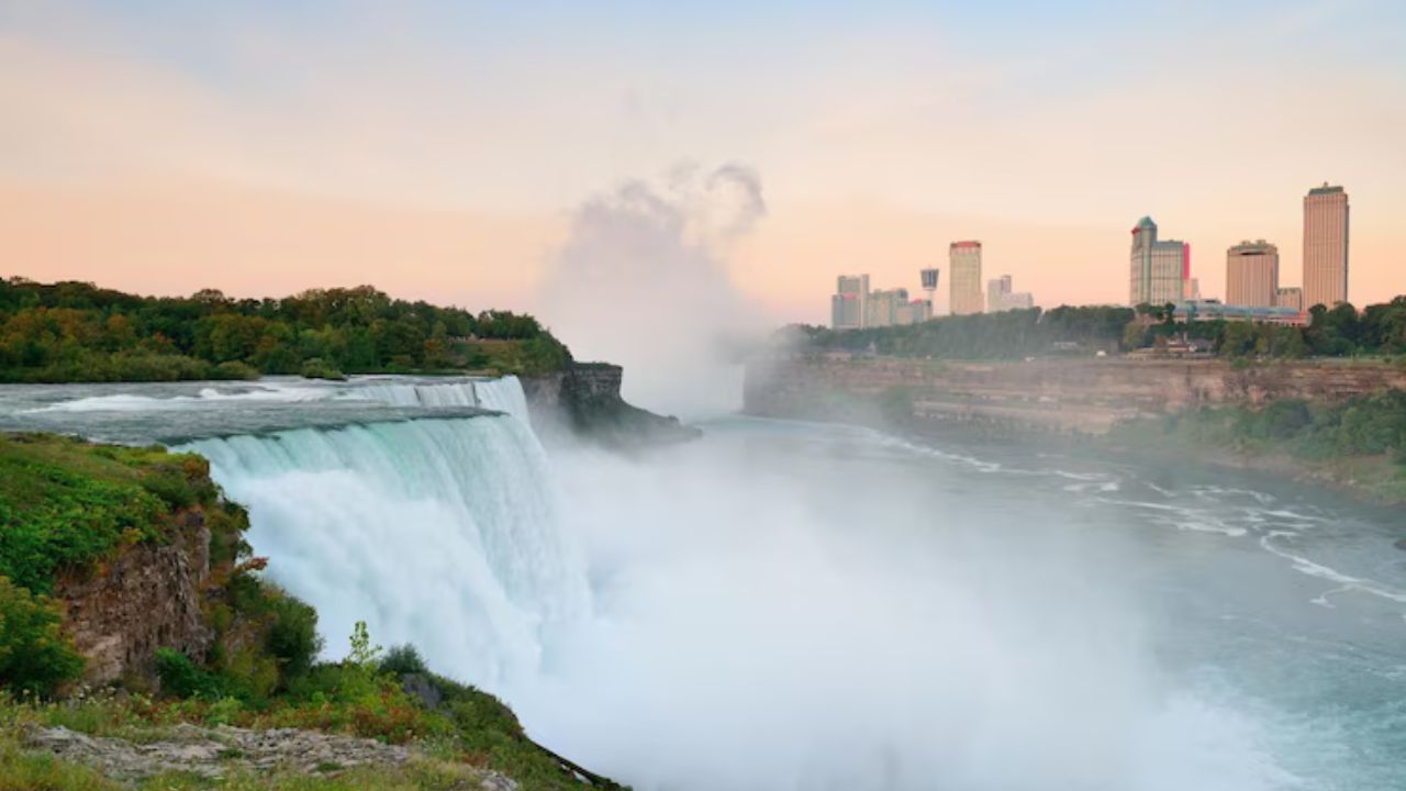 Allegiant Air Niagara Falls Office in Canada