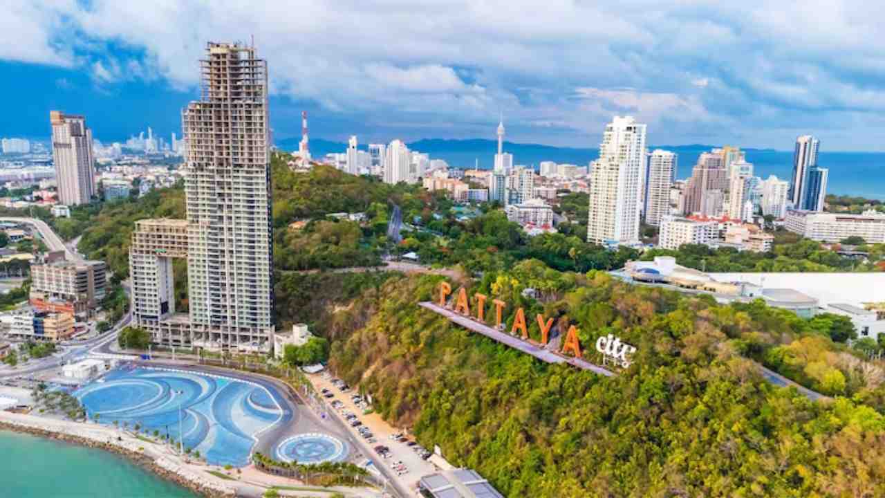 Qatar Airways Pattaya Office in Thailand