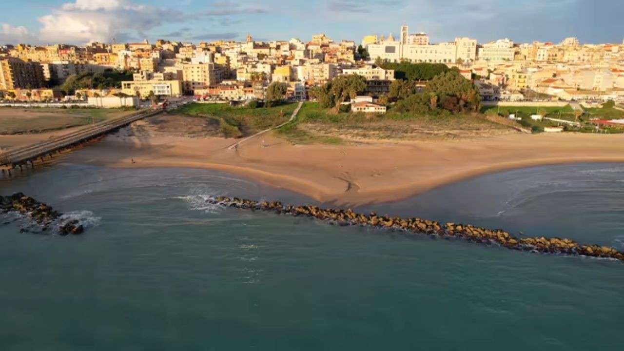Ryanair Crotone Office in Italy