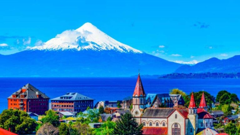 LATAM Airlines Puerto Montt Office in Chile