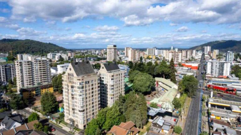LATAM Airlines Temuco Office in Chile